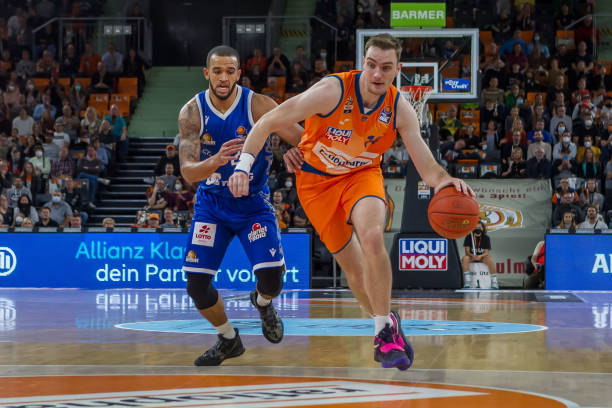 读这场比赛 读这场比赛