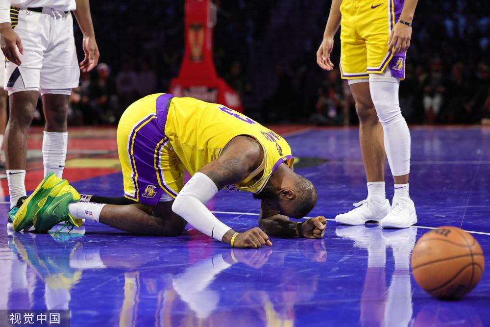 后撤步三分 后撤步三分