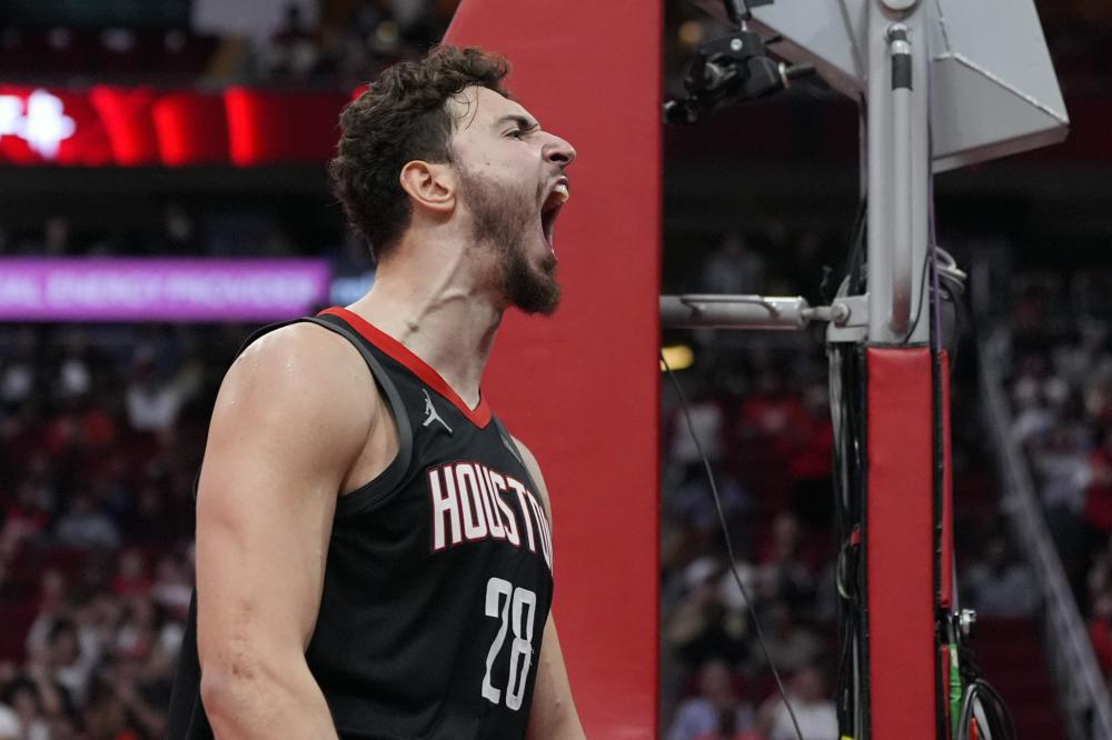 比赛周边的 比赛周边的