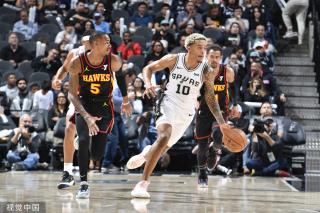 左右战局的 左右战局的